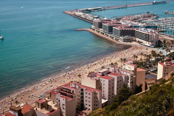 Пляжи и набережные Аликанте