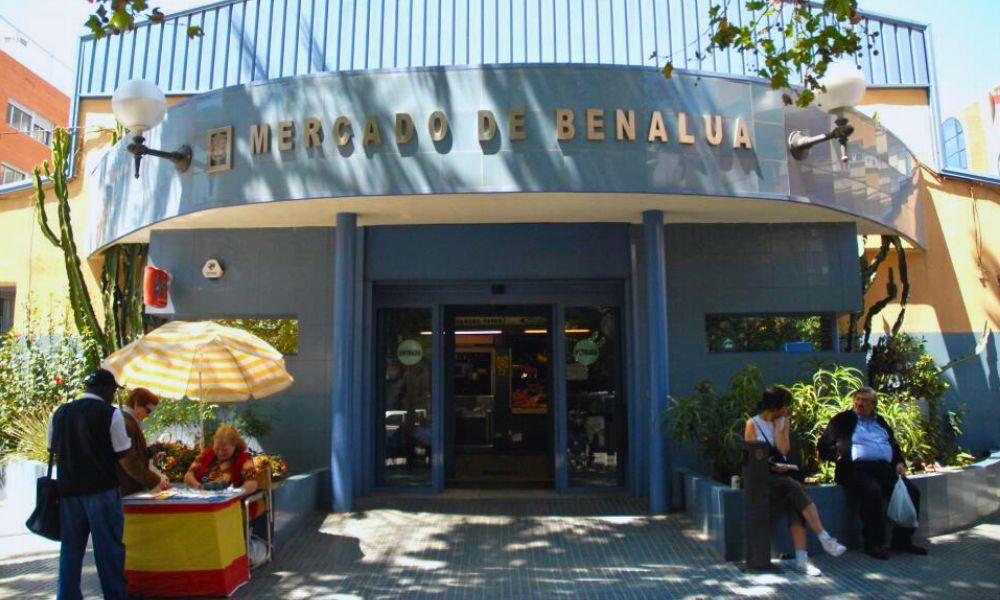 Рынок Mercadillo Benalúa в Аликанте