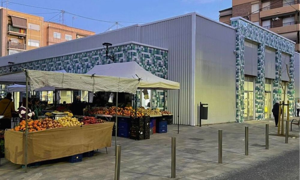 Рынок Mercadillo Carolinas в Аликанте