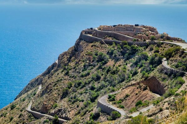 Замки в Аликанте